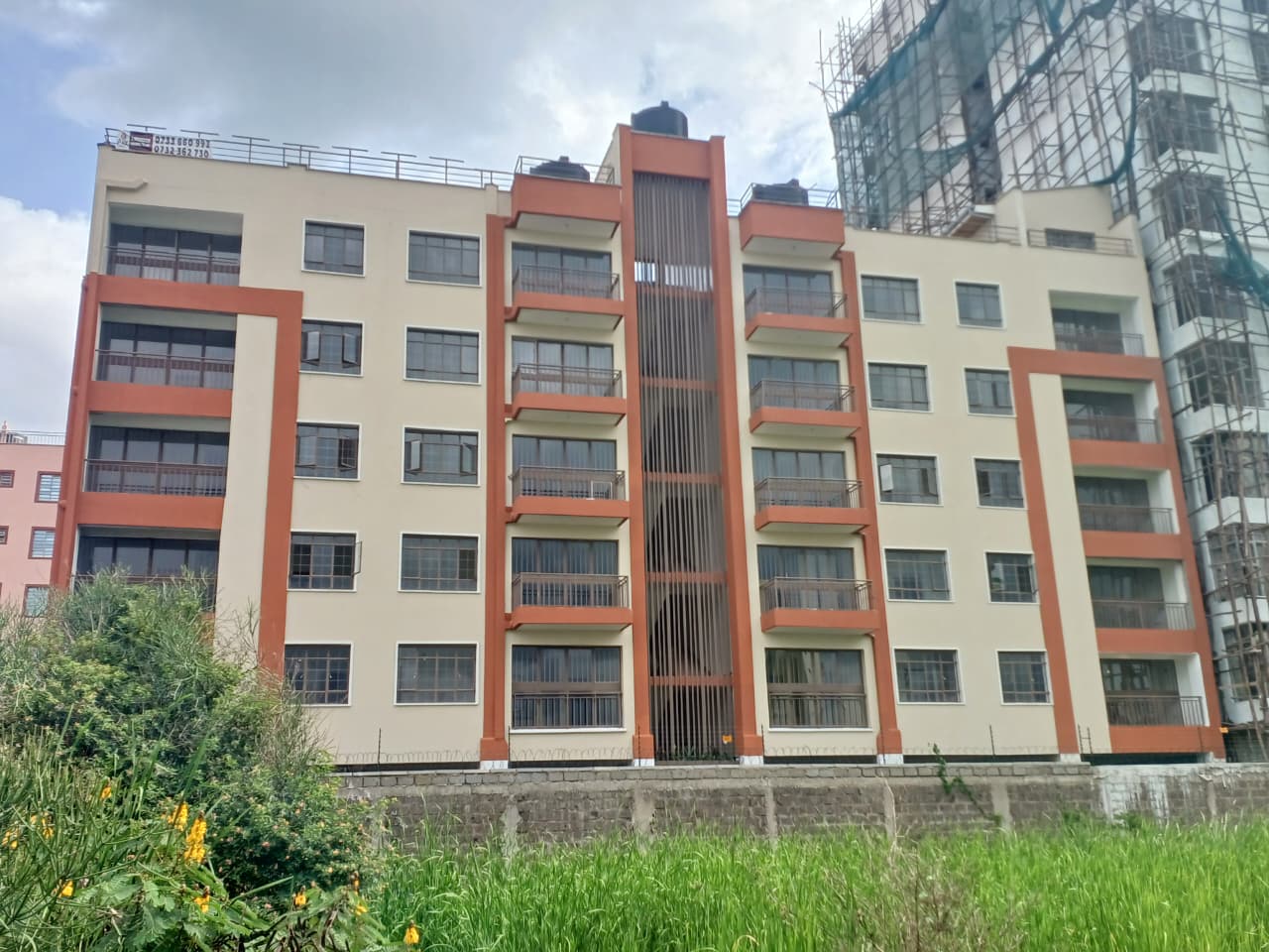 Ivy Terraces Main View